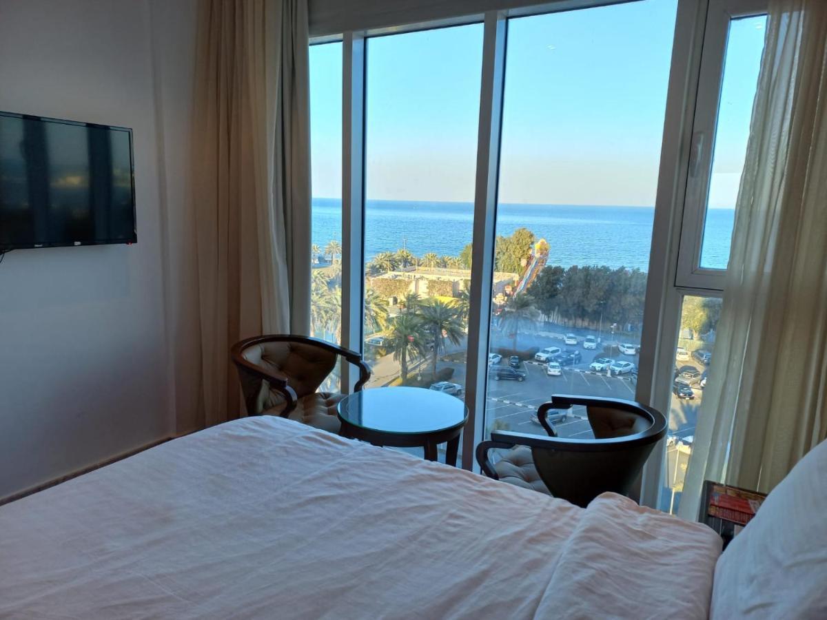 Gulf Blue Waves أمواج الخليج الزرقاء Hotel Кувейт Екстериор снимка