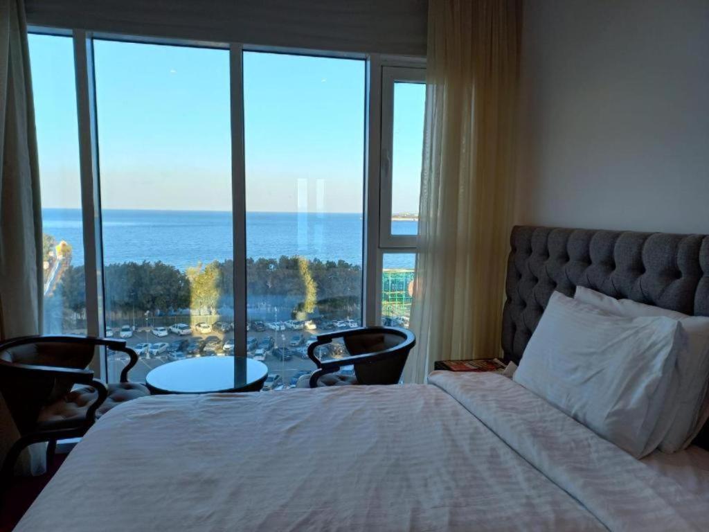 Gulf Blue Waves أمواج الخليج الزرقاء Hotel Кувейт Екстериор снимка